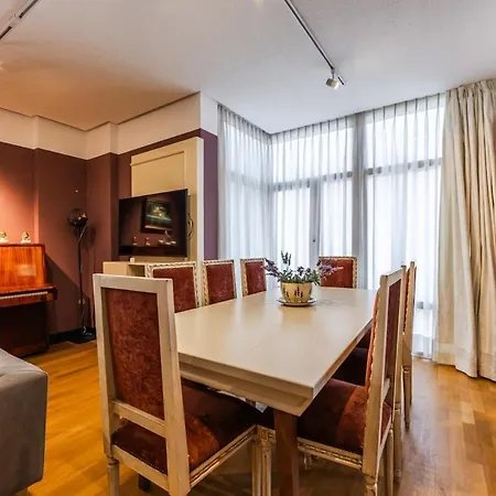 Apartment Skyline 5br Near Air Albania Stadium By Pikhost